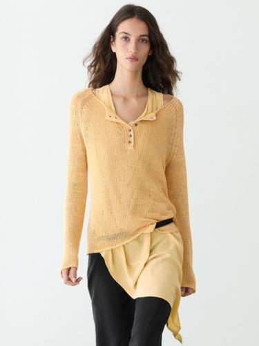 Pull en maille 100 % lin avec détail au col - Perle / Beige de Zara