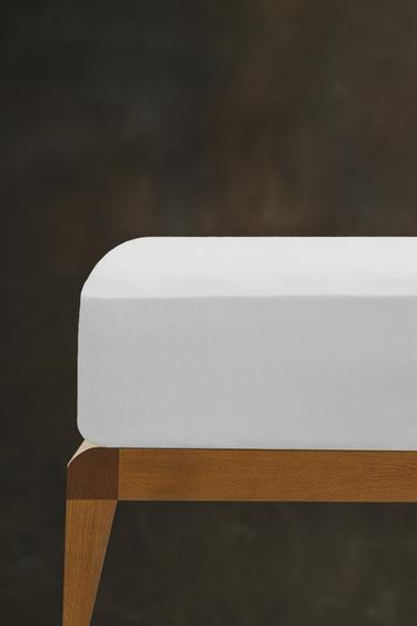 PERCALE FITTED SHEET | 30 CM HIGH (300 THREAD COUNT) - White by Zara - Image 4