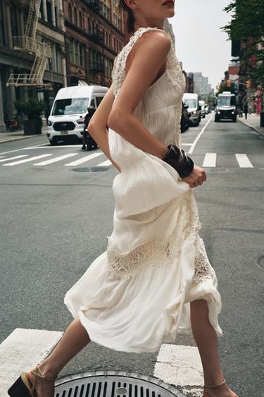 ROBE LINGERIE COMBINÉE DENTELLE - Écru de Zara - Image 2