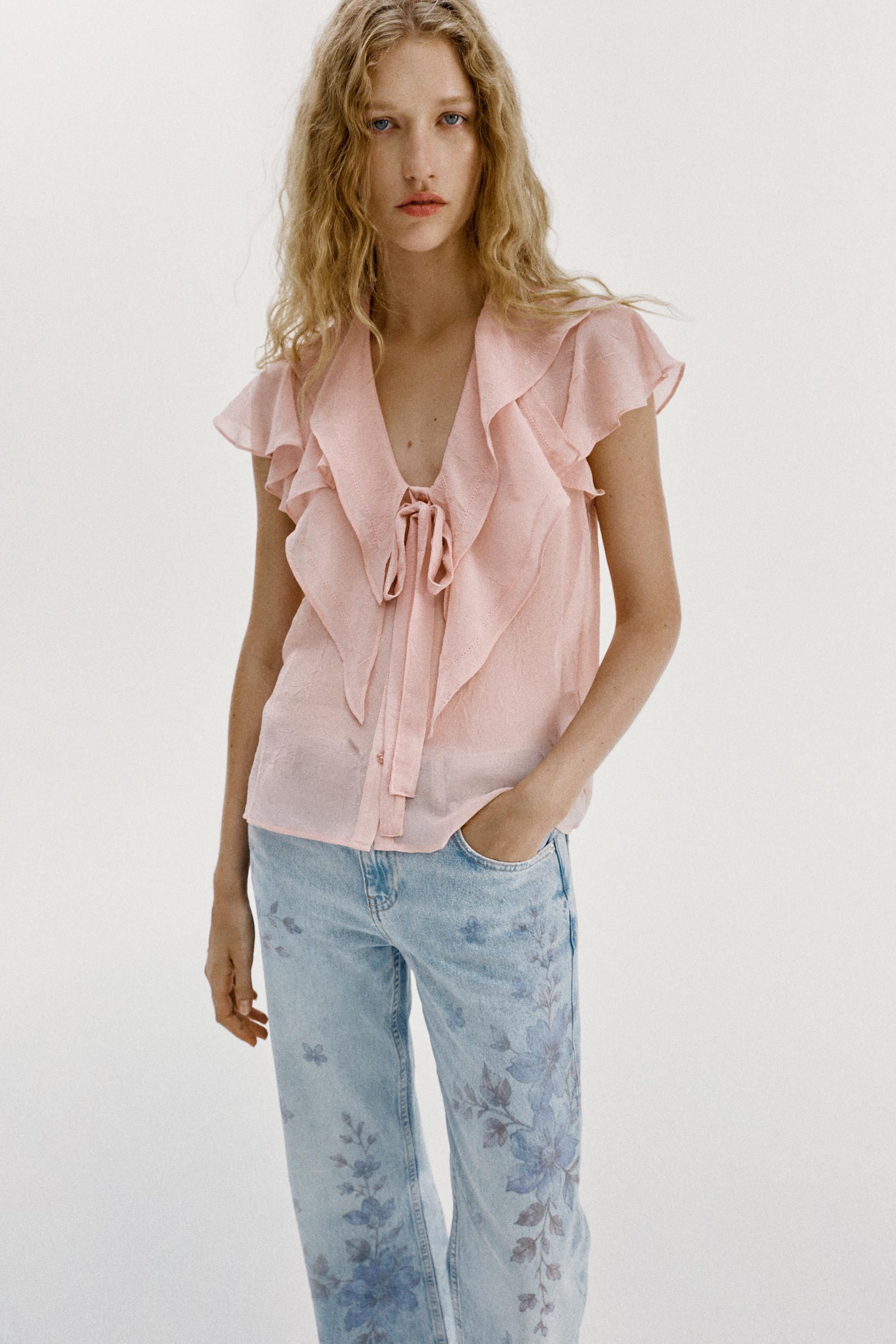 RUFFLED TIE BLOUSE