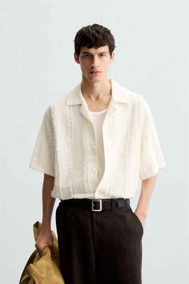 CAMISA JACQUARD DESFLECADO - Crudo claro de Zara