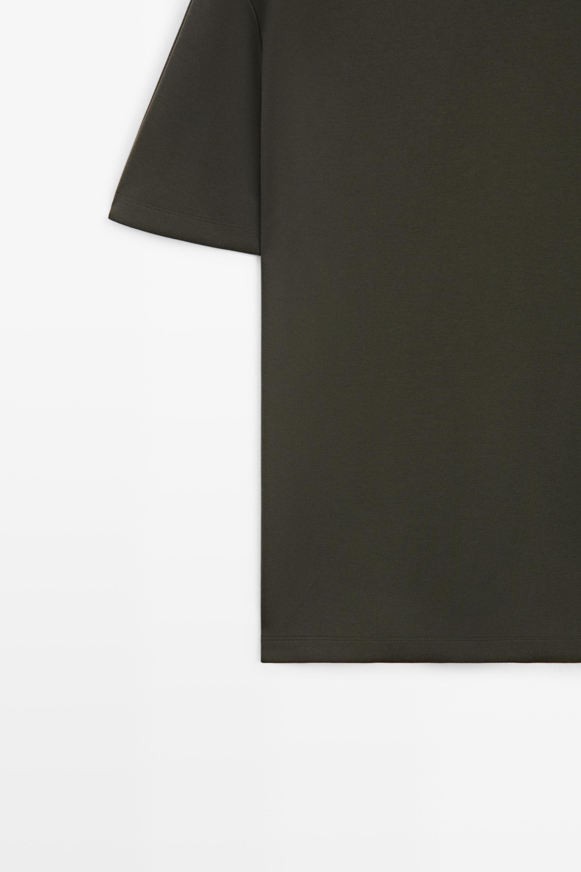 Contrast neck short sleeve T-shirt