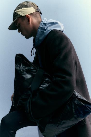 SHINY TOTE BAG - Black by Zara