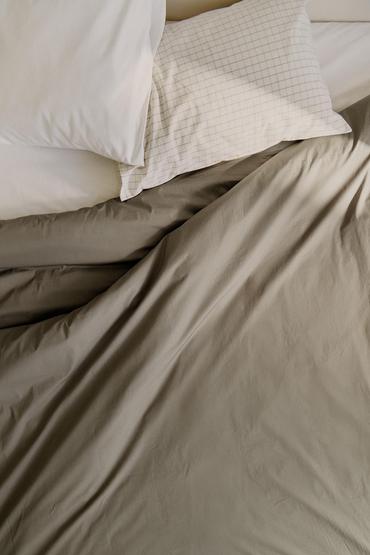 COTTON PERCALE DUVET COVER (300 THREAD COUNT) — Taupe gray