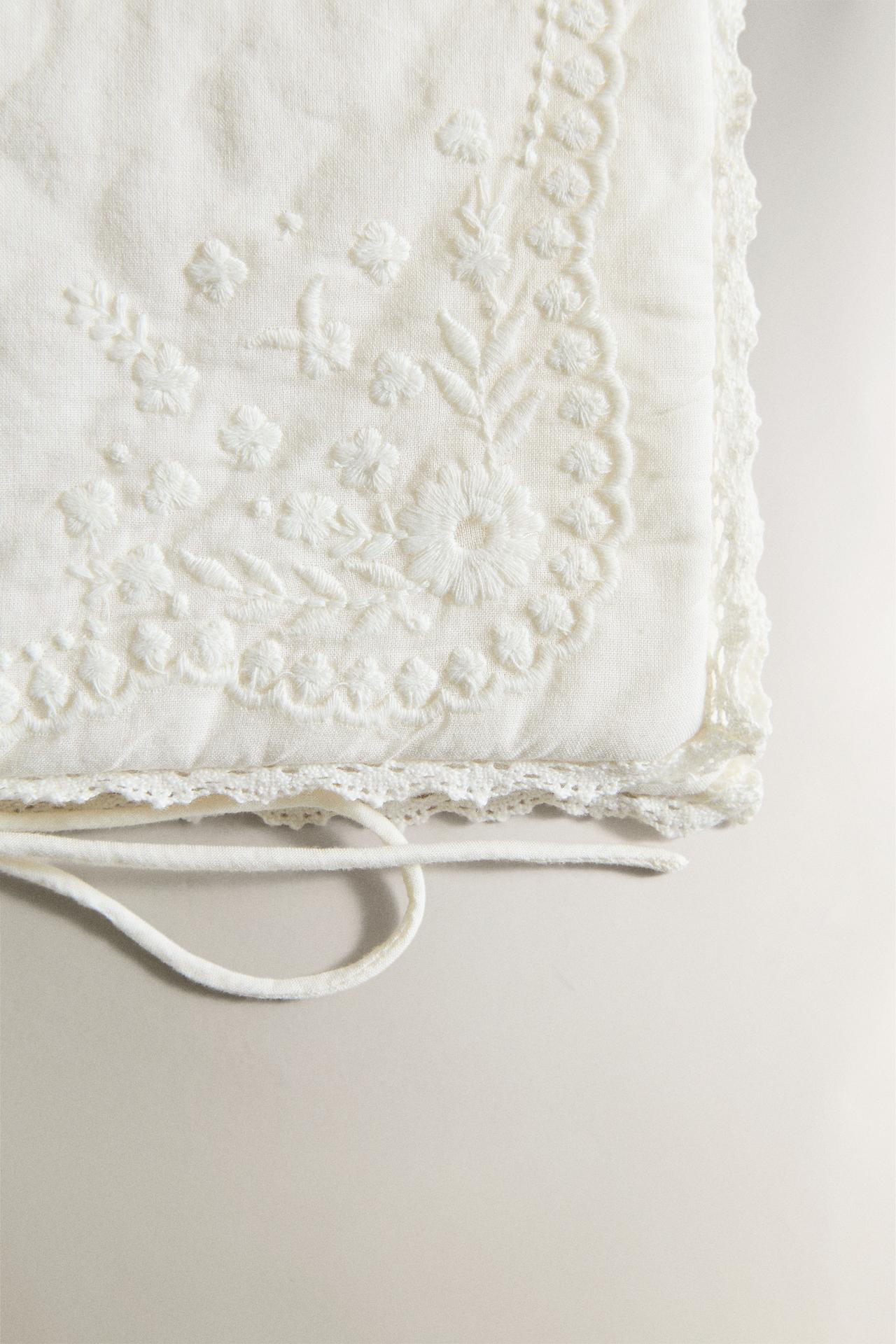 EMBROIDERED COTTON EYE MASK AND BAG SET — Ivory