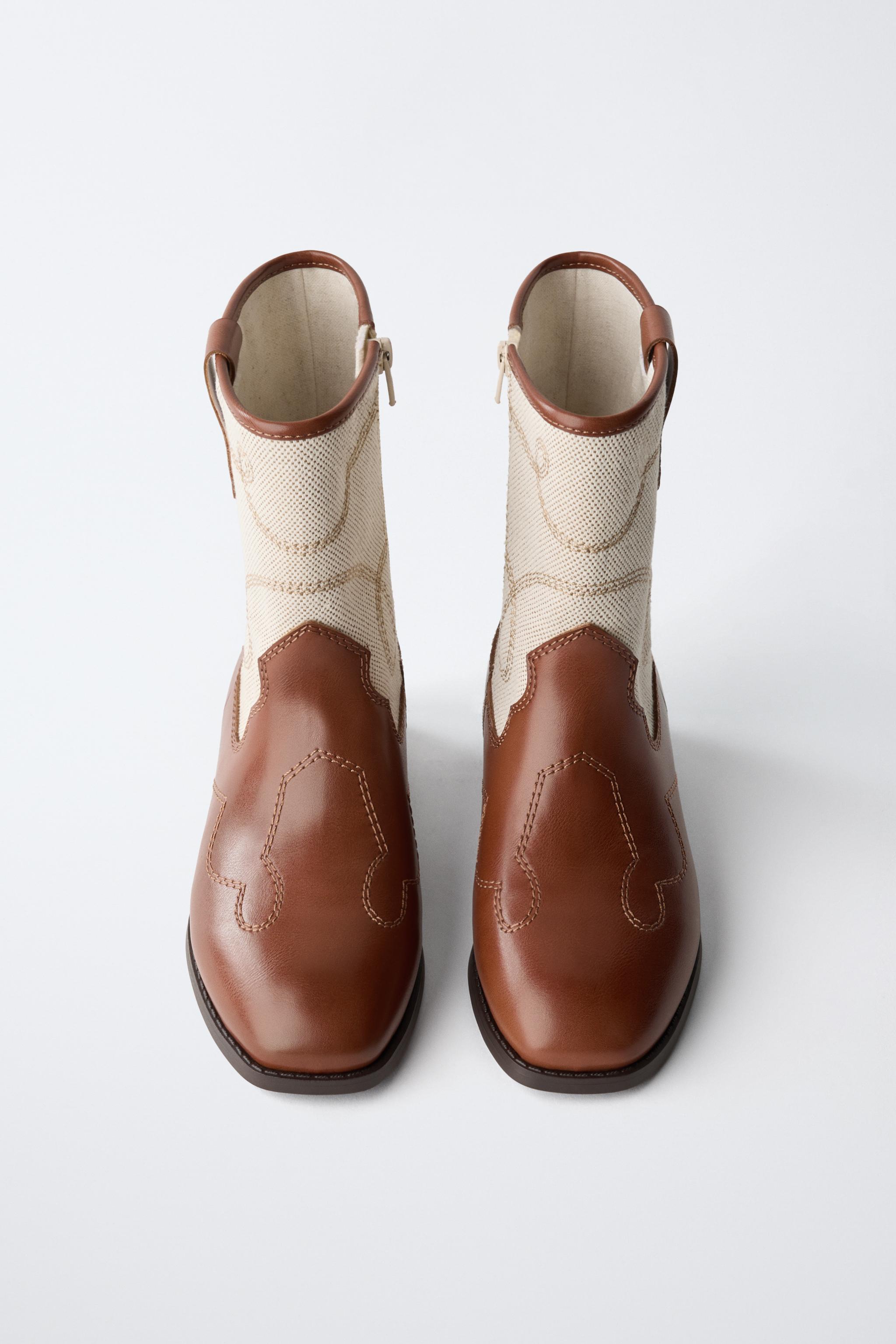 COWBOY BOOTS