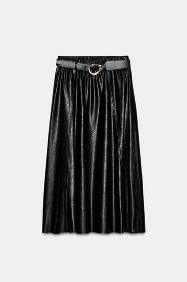 JUPE MI-LONGUE À SUPERPOSITION AVEC CEINTURE MATIÈRE SYNTHÉTIQUE - Noir de Zara - Image 5