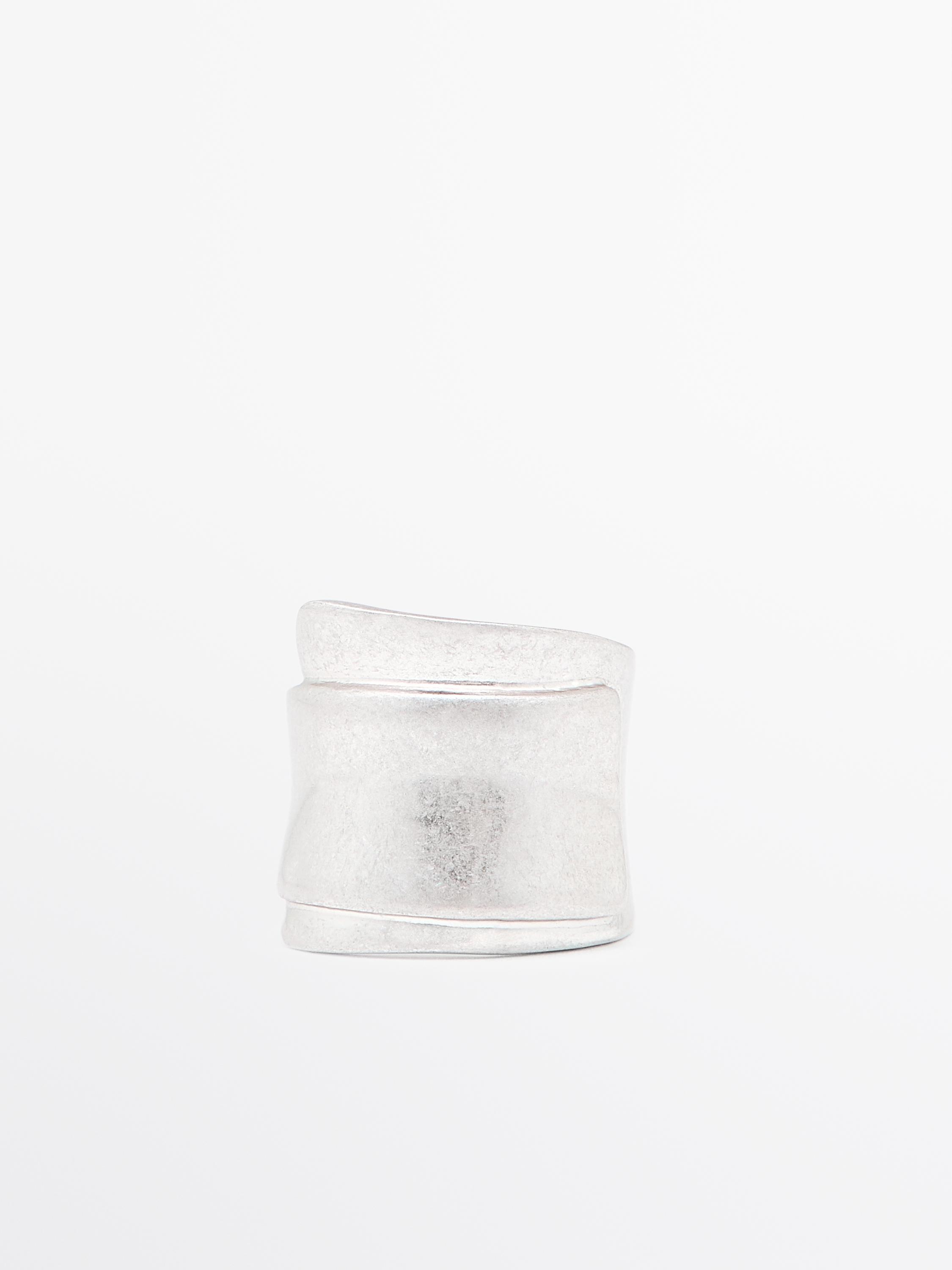 Almond ring