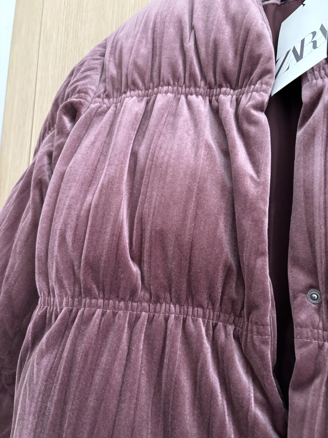 VELVET PUFFER JACKET - Image 3