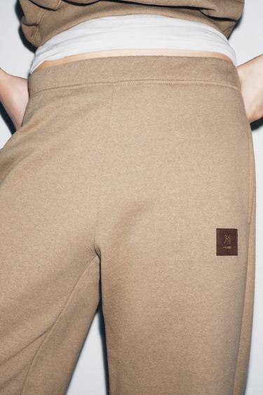 PANTALON EN MOLLETON LARGE - Marron clair de Zara - Image 3