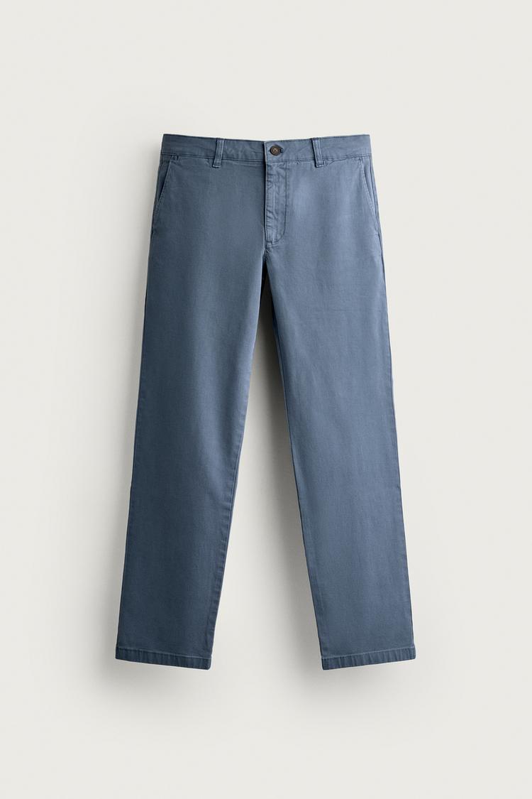 SLIM FIT CHINOS