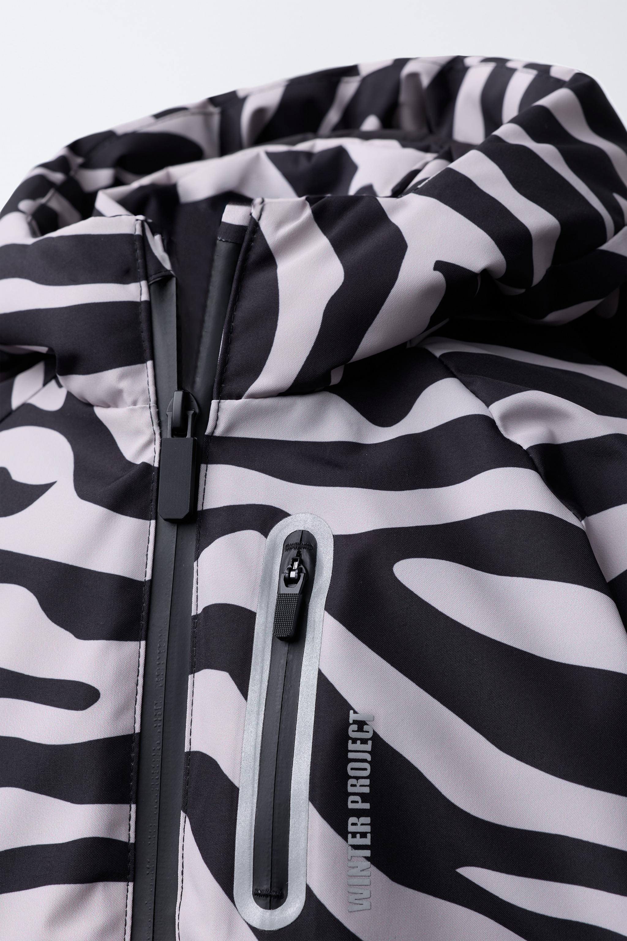 ZEBRA WATER AND WIND RESISTANT JACKET