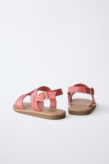 SANDALES DÉTAIL - Fuchsia de Zara - Image 4