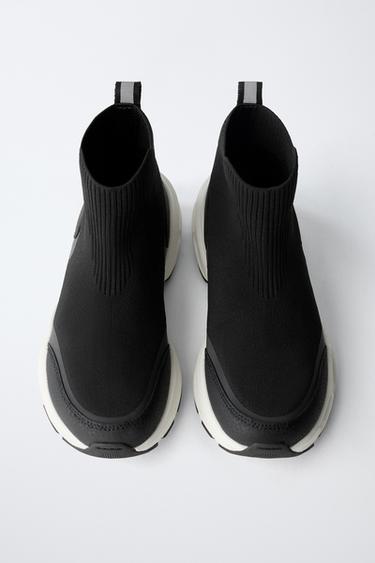 BASKETS MONTANTES CHAUSSETTE - Noir de Zara - Image 4