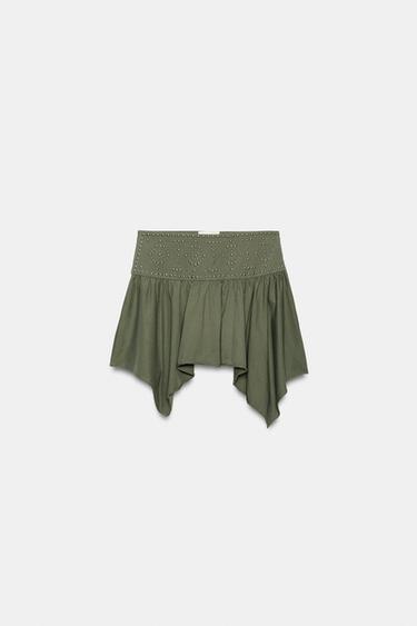 JUPE ASYMÉTRIQUE À CLOUS - Vert de Zara