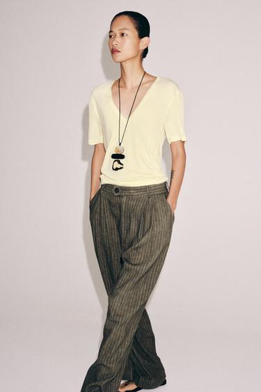 HAUT FLUIDE COL EN V - Jaune de Zara - Image 4