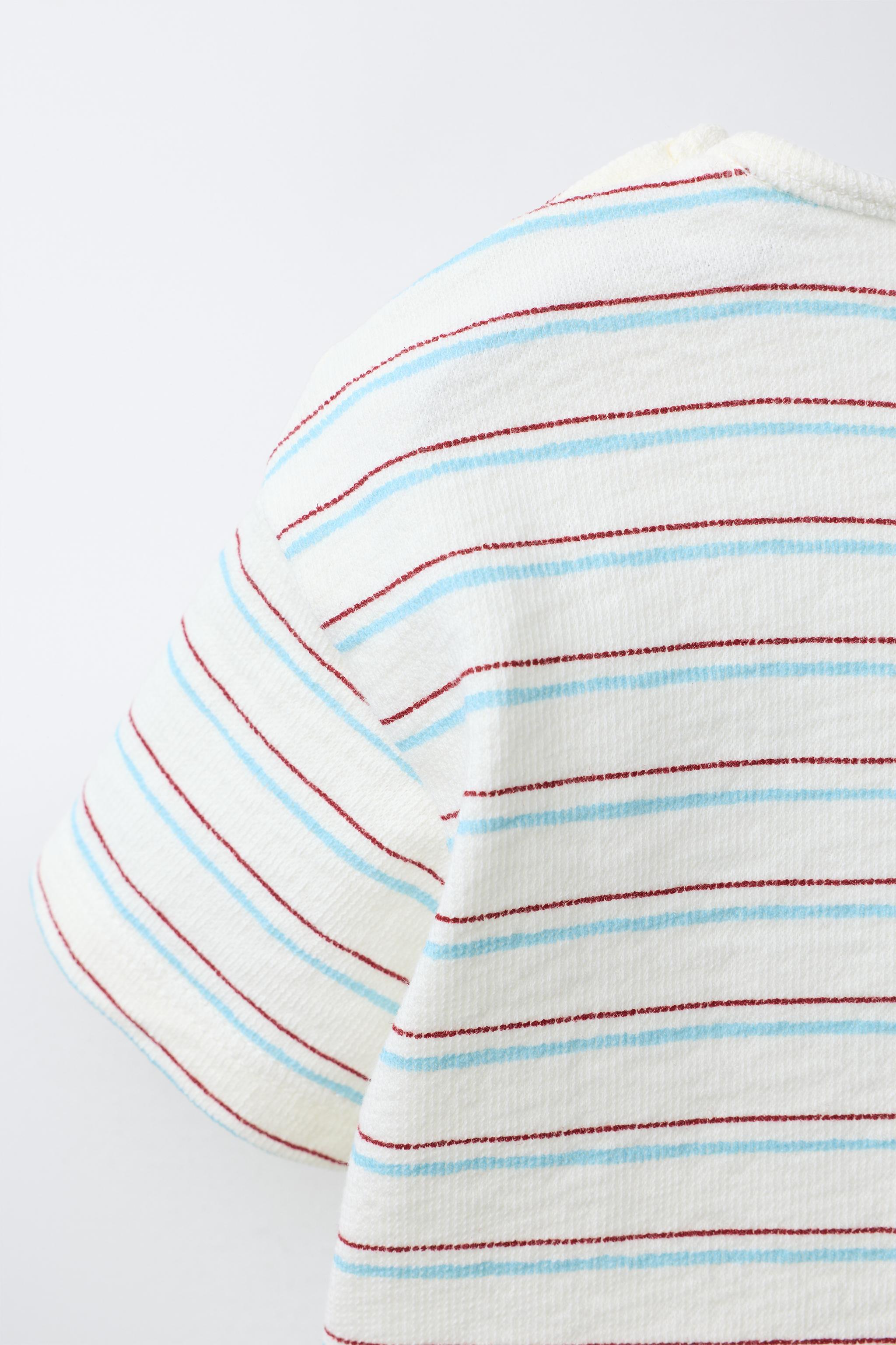 EMBROIDERED STRIPED TEXT T-SHIRT