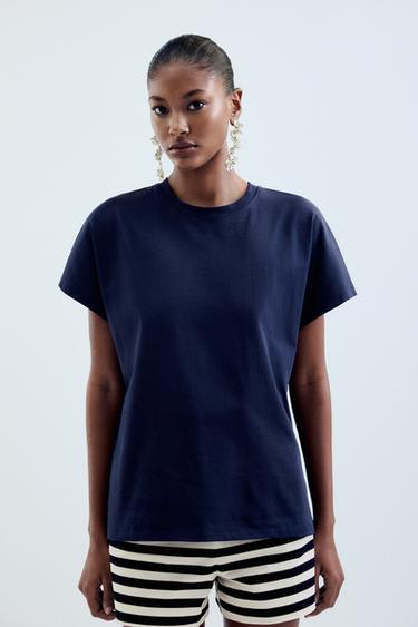 T-SHIRT MIT FALLENDEN ÄRMELN - Blau von Zara