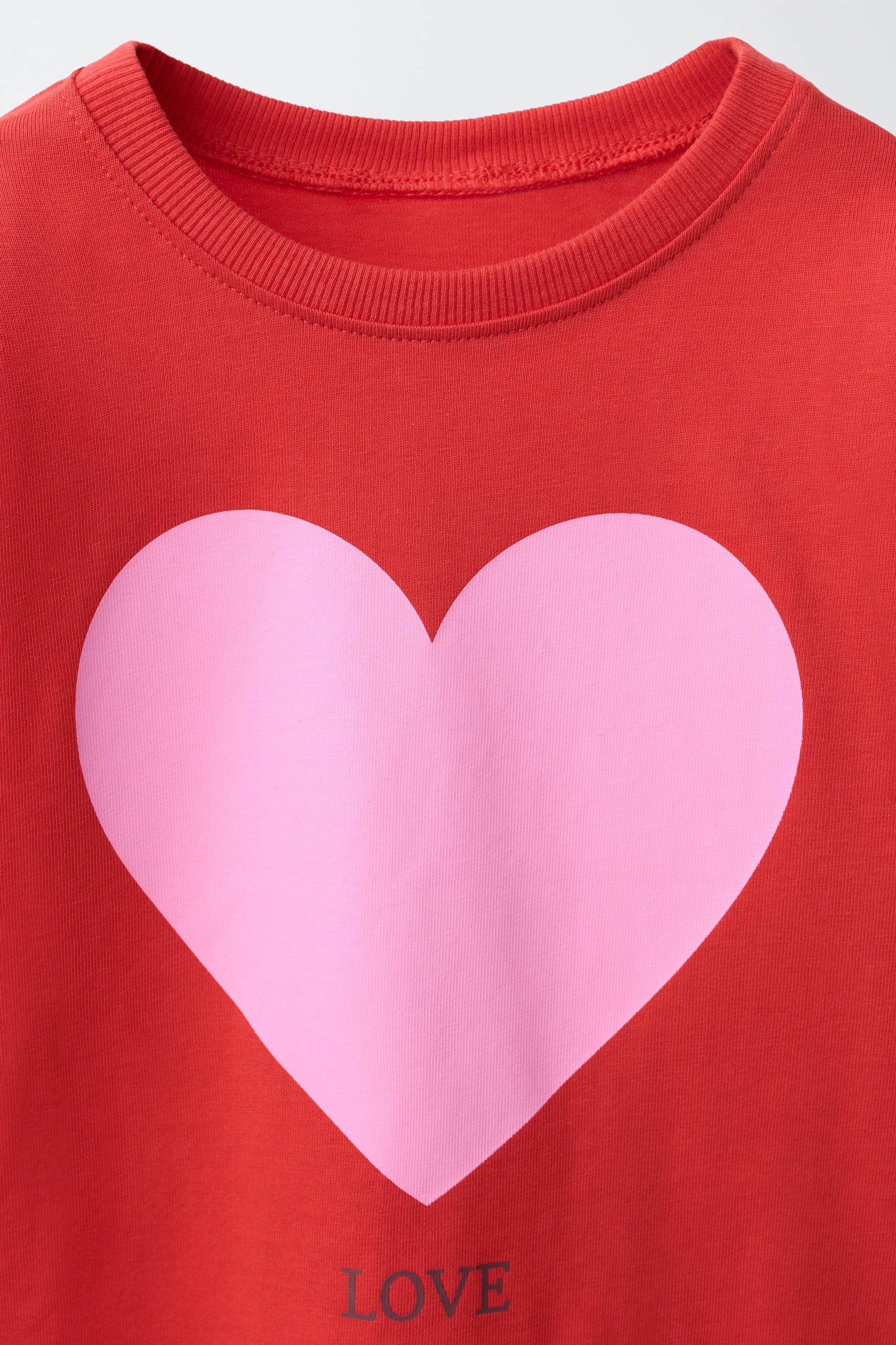 HEART PRINT T-SHIRT