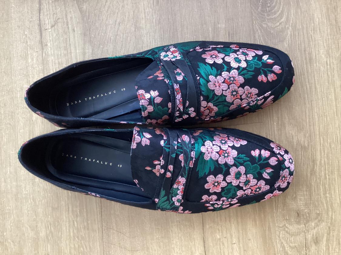 FLORAL PRINT LOAFERS - Image 4
