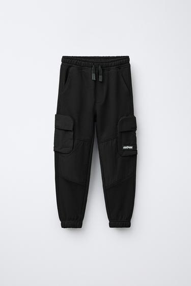 JOGGING TROUSERS WITH CARGO POCKETS - Black by Zara