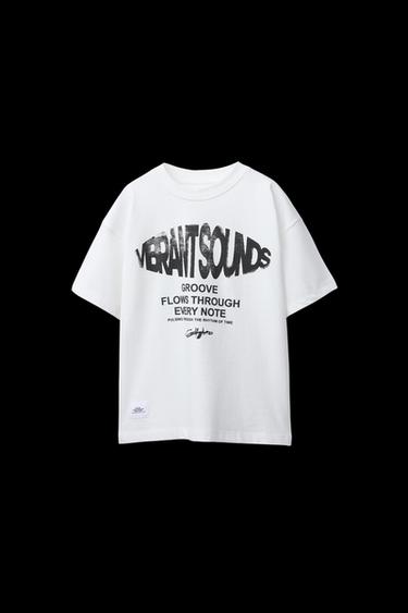 T-SHIRT MIT TEXTPRINT UND ETIKETTDETAIL - Weiß von Zara - Bild 0