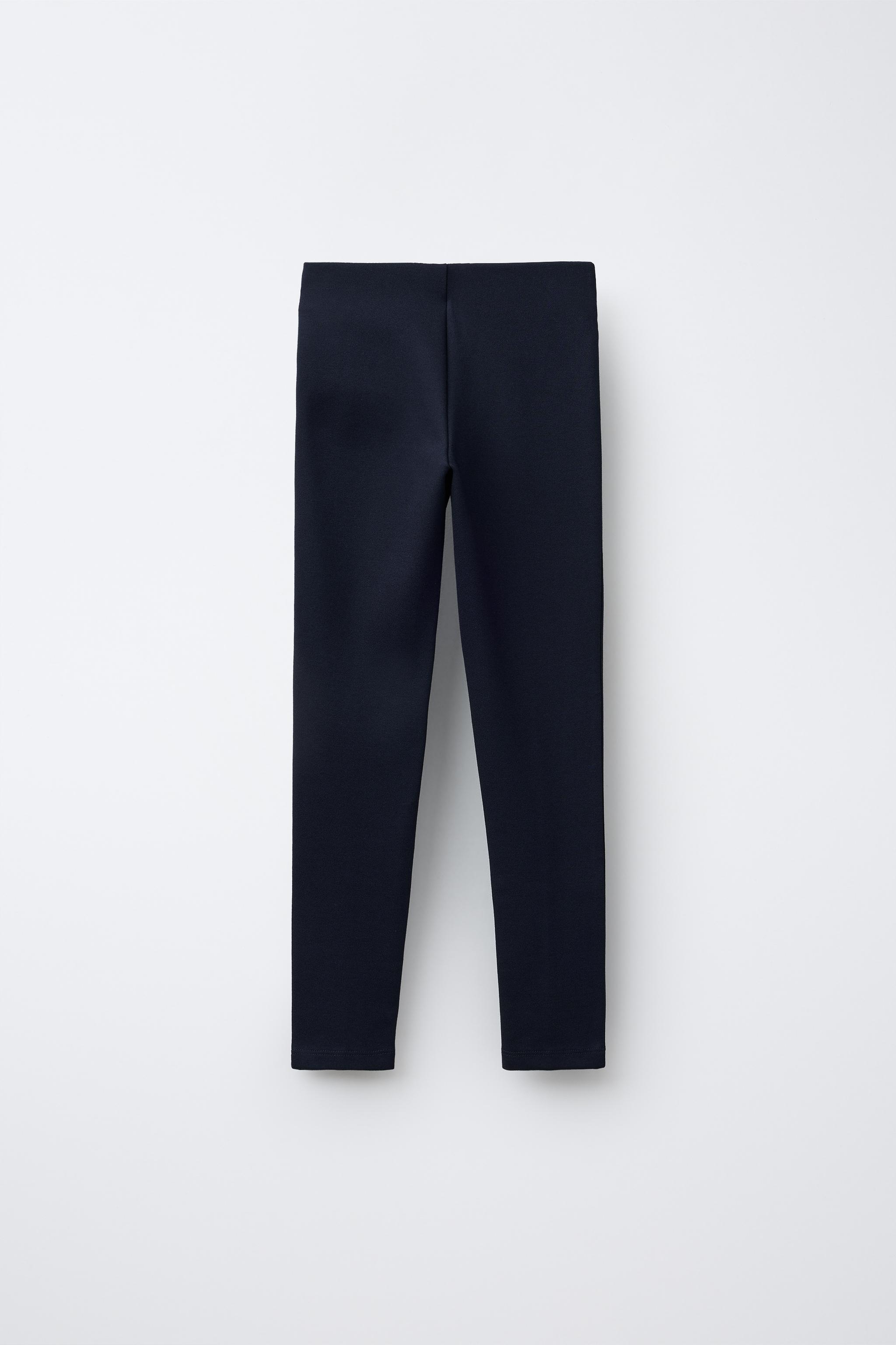 LEGGING EN MAILLE POINT DE ROME ET BOUTONS