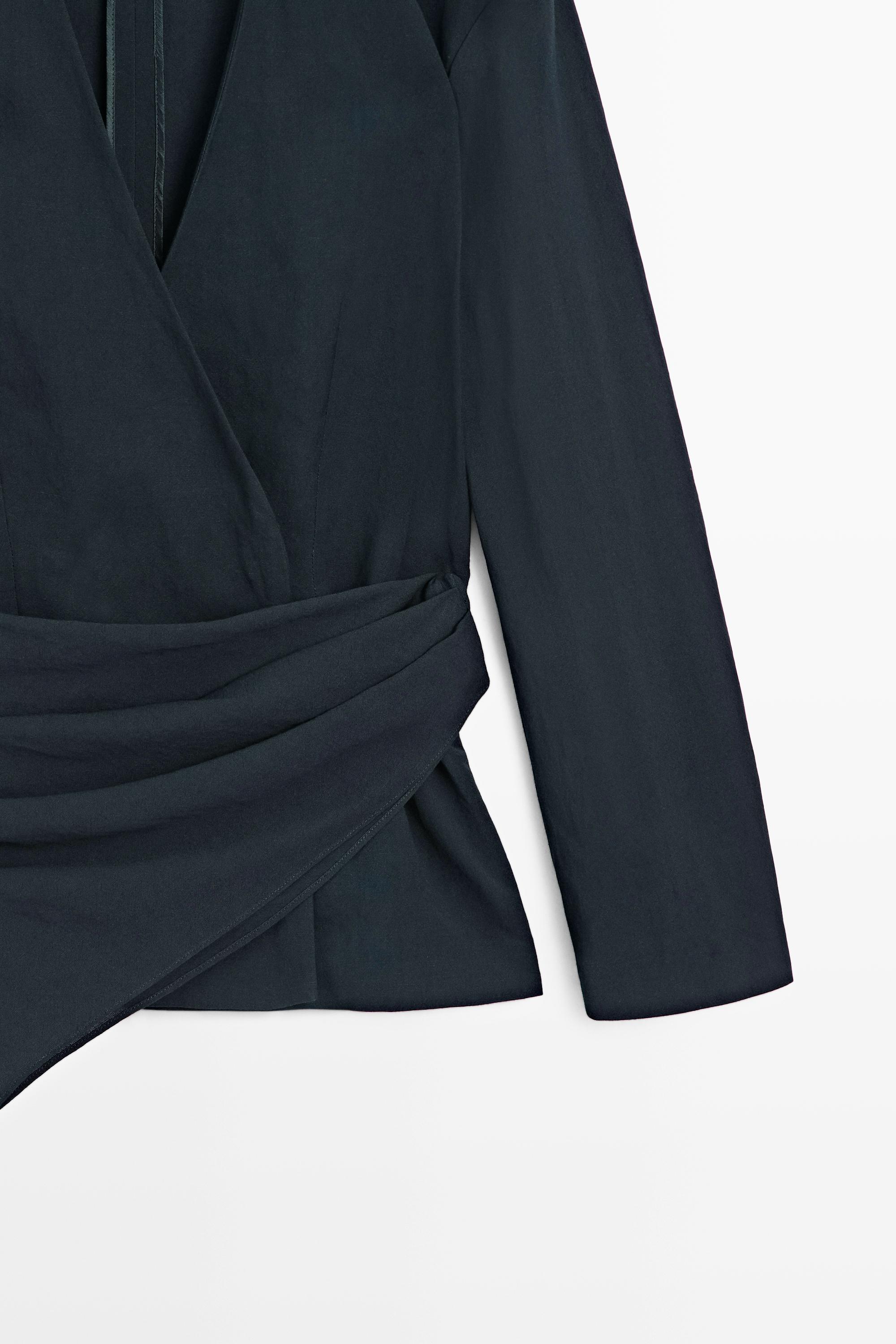 Lightweight kimono with sash detail