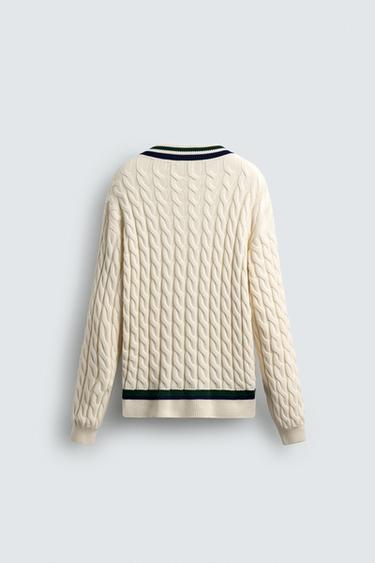 PULL STRUCTURÉ À TORSADES - Écru de Zara - Image 6