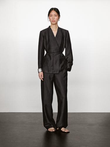 Kimono detalle lazada mezcla lino - Negro de Zara