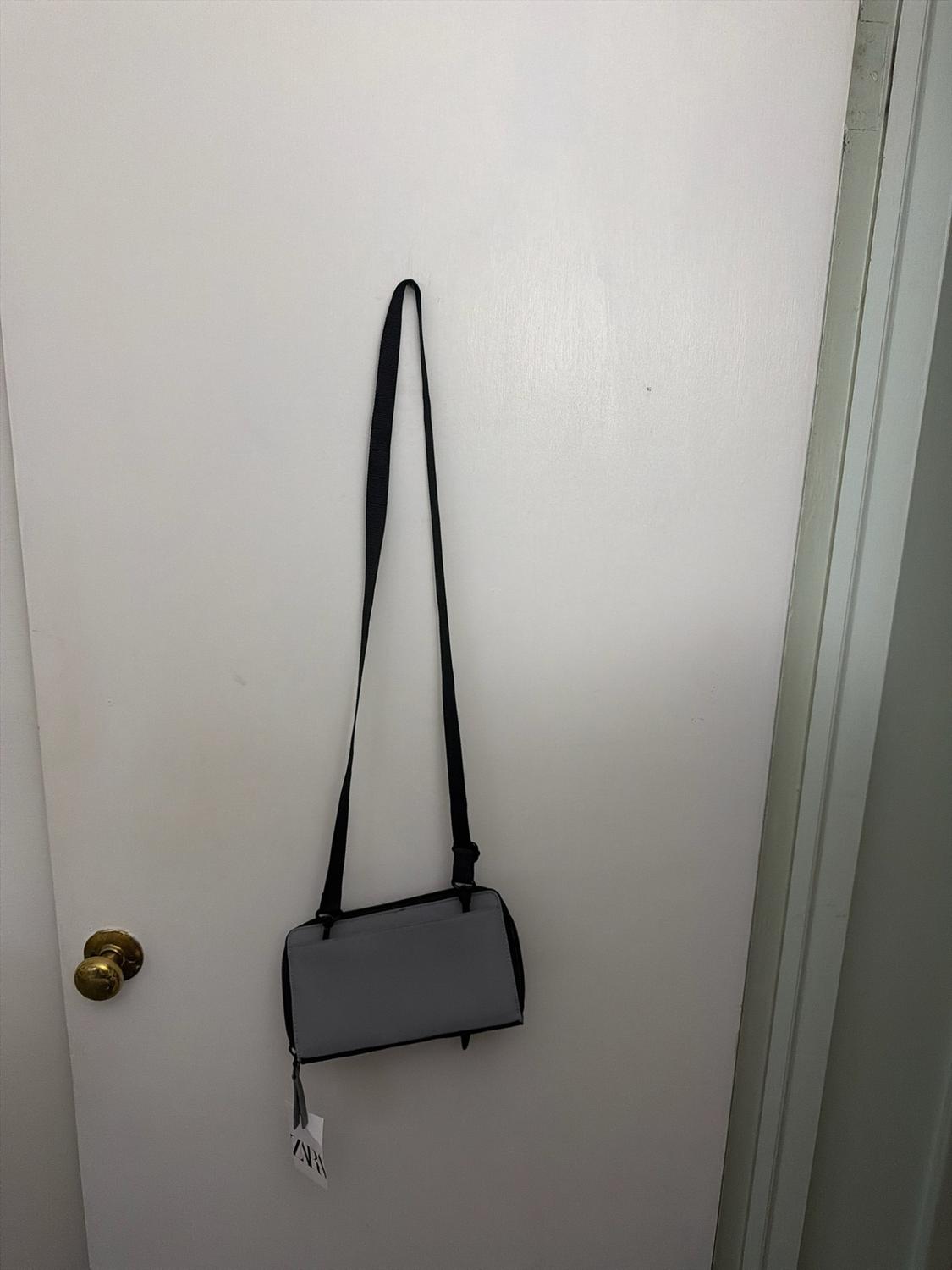 RUBBERIZED WALLET - Image 5