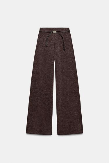 PIQUÉHOSE MIT GÜRTEL - Dunkelbraun von Zara