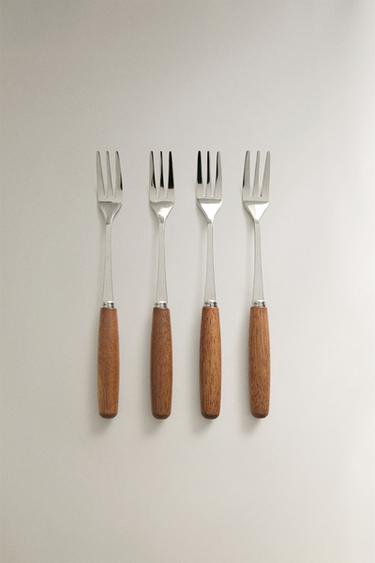 PACK OF WOODEN DESSERT FORKS (PACK OF 4) - Light beige by Zara
