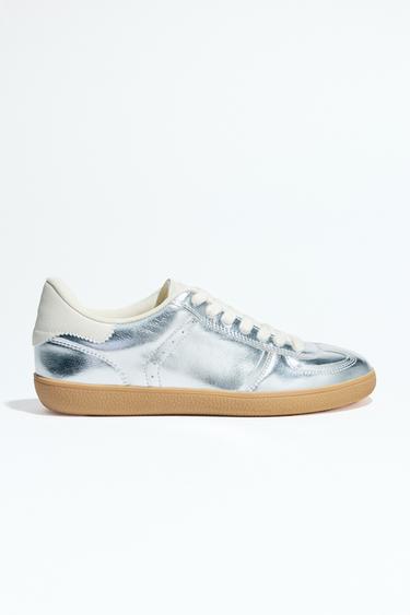 METALLIC EFFECT TRAINERS - Silver by Zara