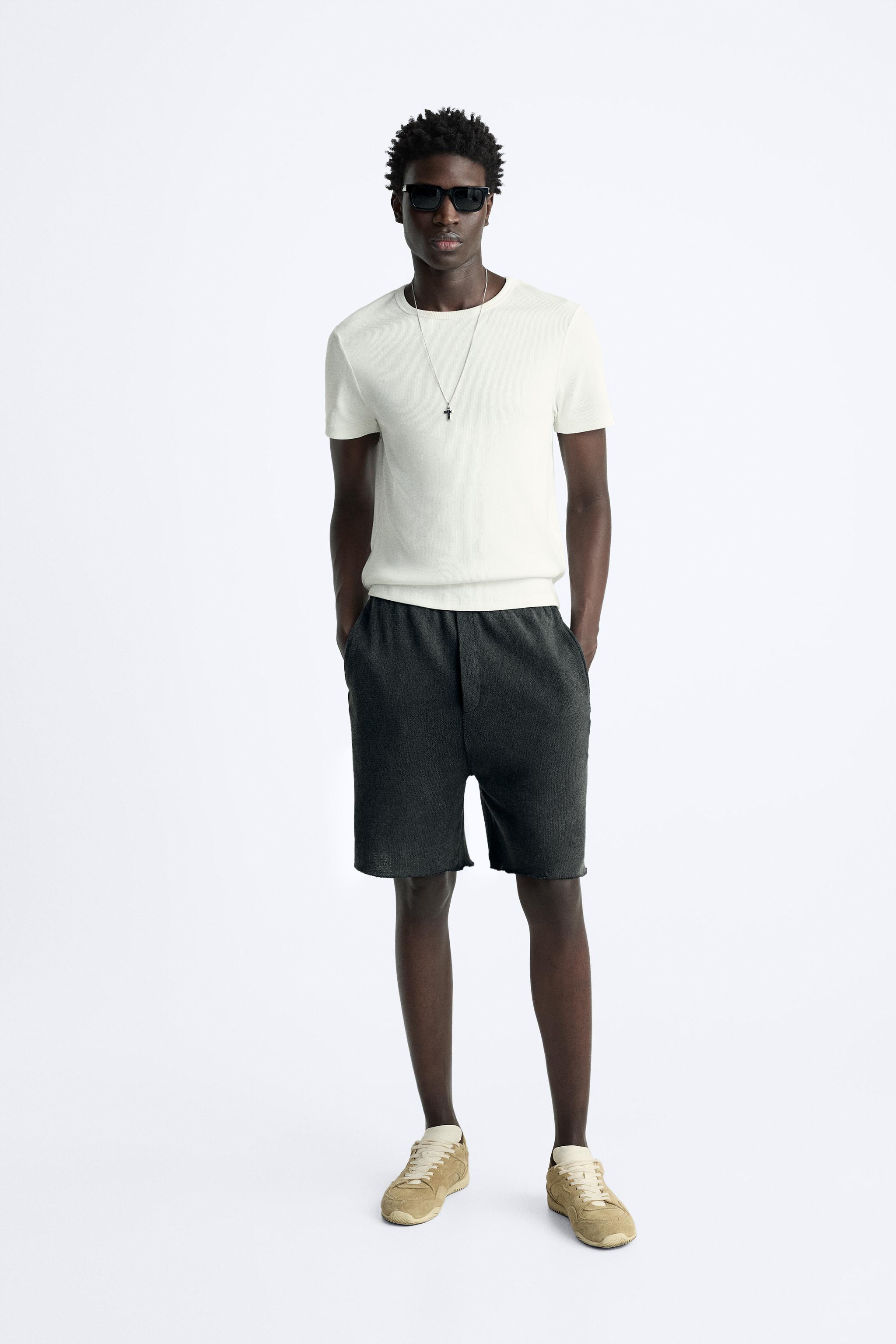 BASIC RIBBED T SHIRT