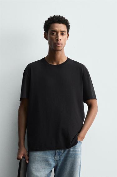 LIGHTWEIGHT IRREGULAR TRIM T-SHIRT - Black by Zara
