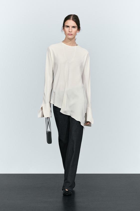 Blusa fluida manga murciélago asimétrica - Crudo de Zara - Imagen 0