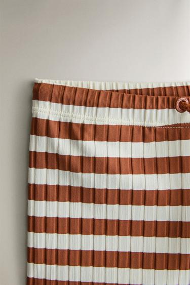 KIDS’ STRIPED BEACH BERMUDA SWIMMING TRUNKS - Brick by Zara - Image 1