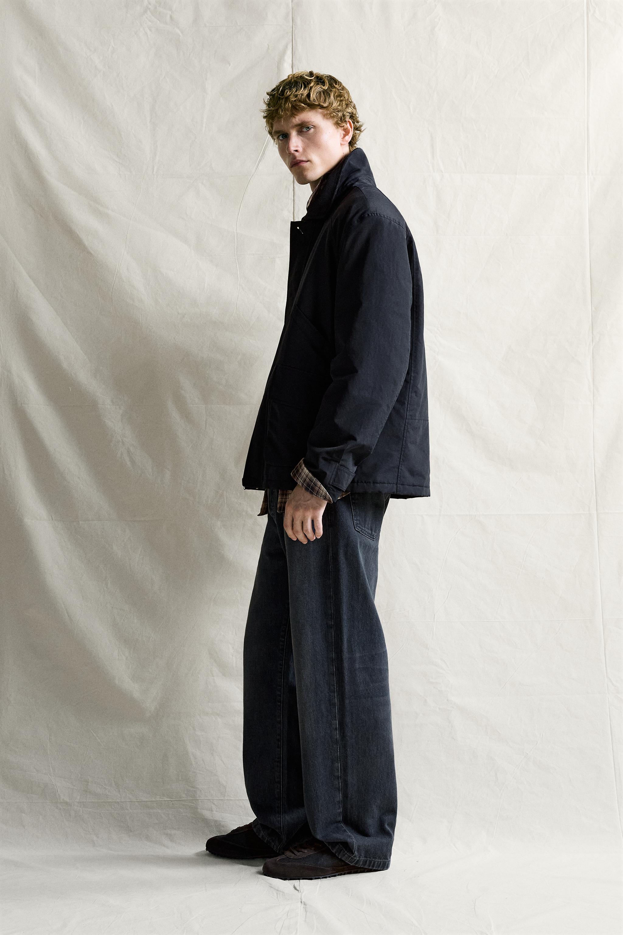 REGULAR-FIT JACKET WITH CONTRAST COLLAR