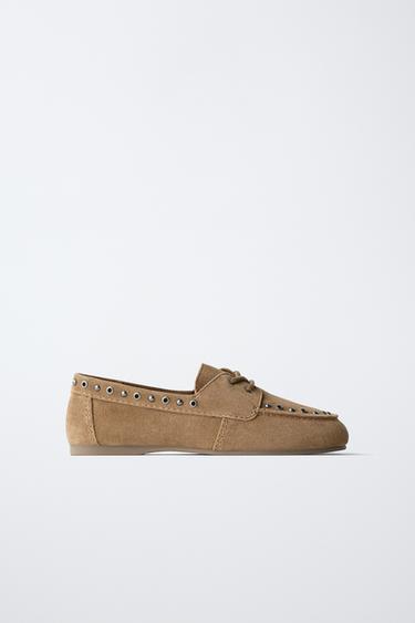 Zara 鉚釘真皮船型鞋 - 米色