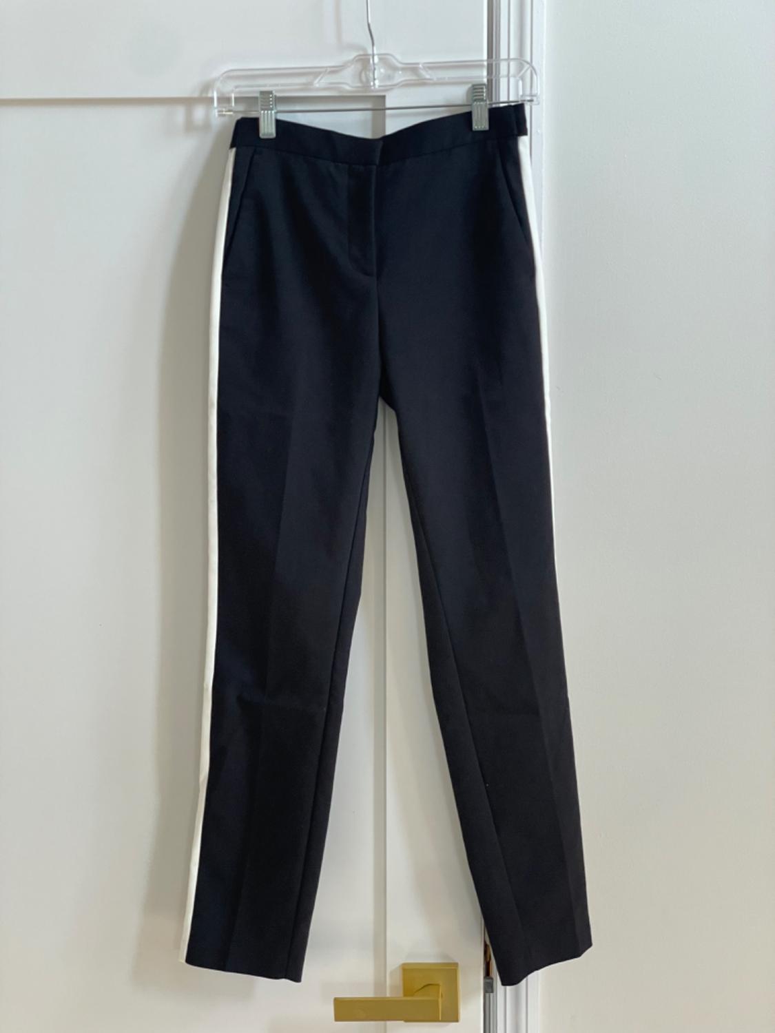 PANTALÓN JOGGER BANDA LATERAL