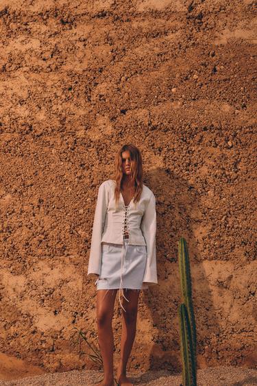 ОБЛЕГАЮЩИЙ ТОП СО ШНУРОВКОЙ — БЕЛЫЙ от Zara — изображение 0
