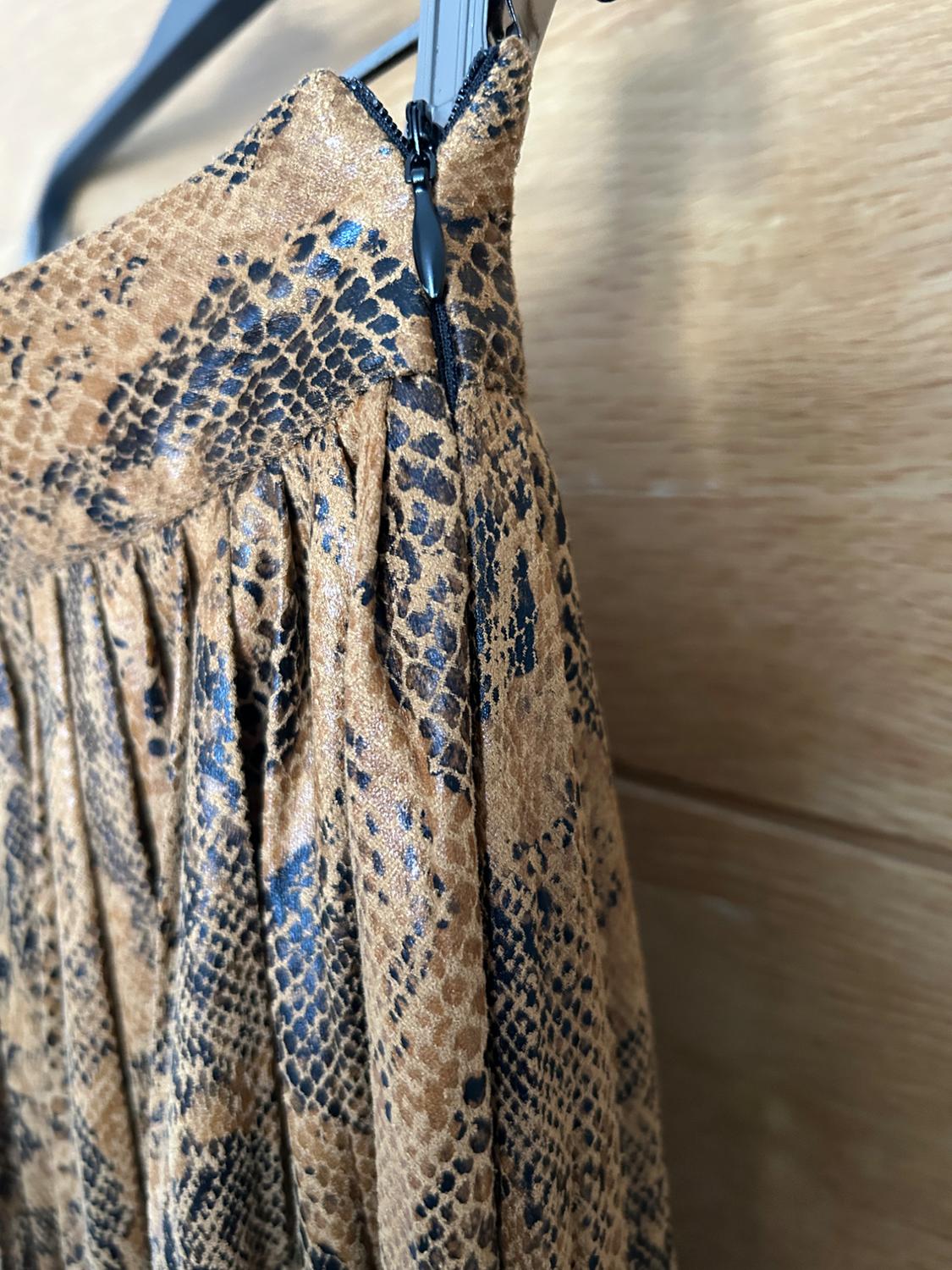 SNAKESKIN PRINT PLEATED MIDI SKIRT - Image 4