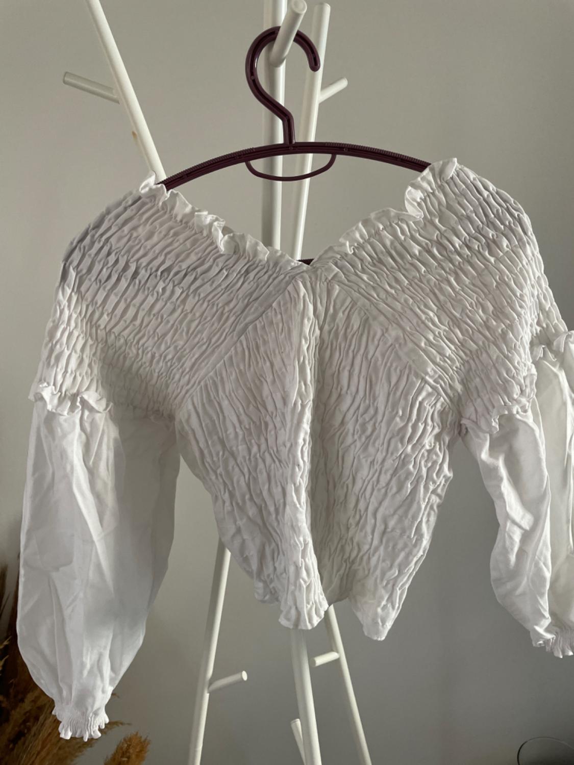 CROP TOP WITH SMOCKED DETAIL - Image 3