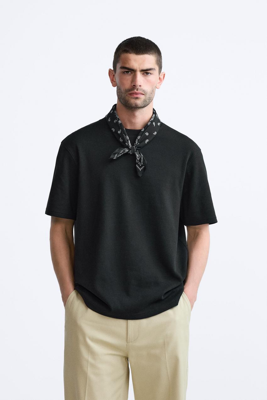 JACQUARD-T-SHIRT MIT STRUKTURMUSTER - Schwarz | ZARA Deutschland 
