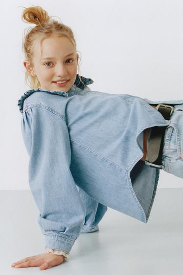 CHEMISE EN DENIM À COL CLAUDINE ET FLEURS BRODÉES - Bleu de Zara - Image 5