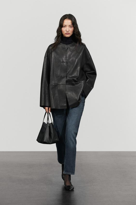 Veste à détails brandebourgs en cuir - Noir de Zara - Image 0