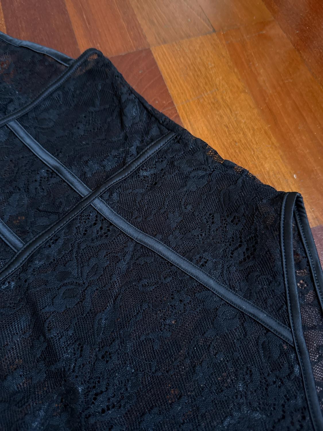 CONTRAST LACE BODYSUIT - Image 3