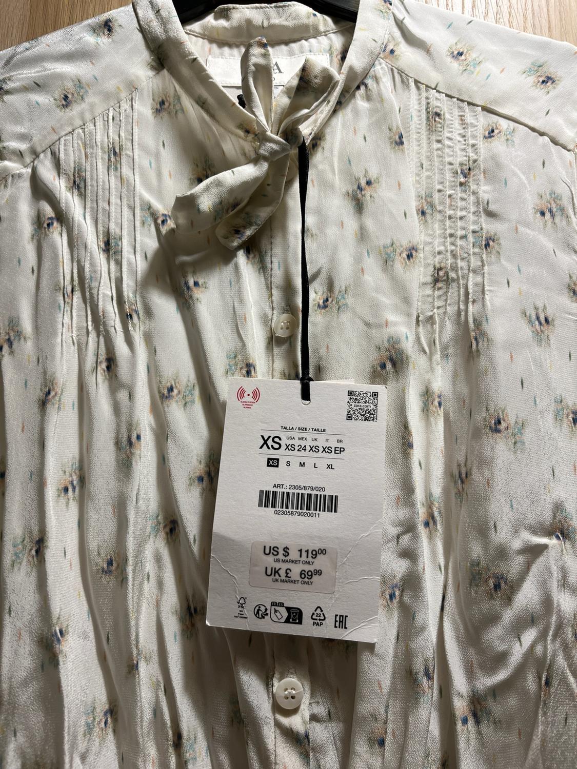 LIMITED EDITION PRINTED BLOUSE WITH TIES - Image 2