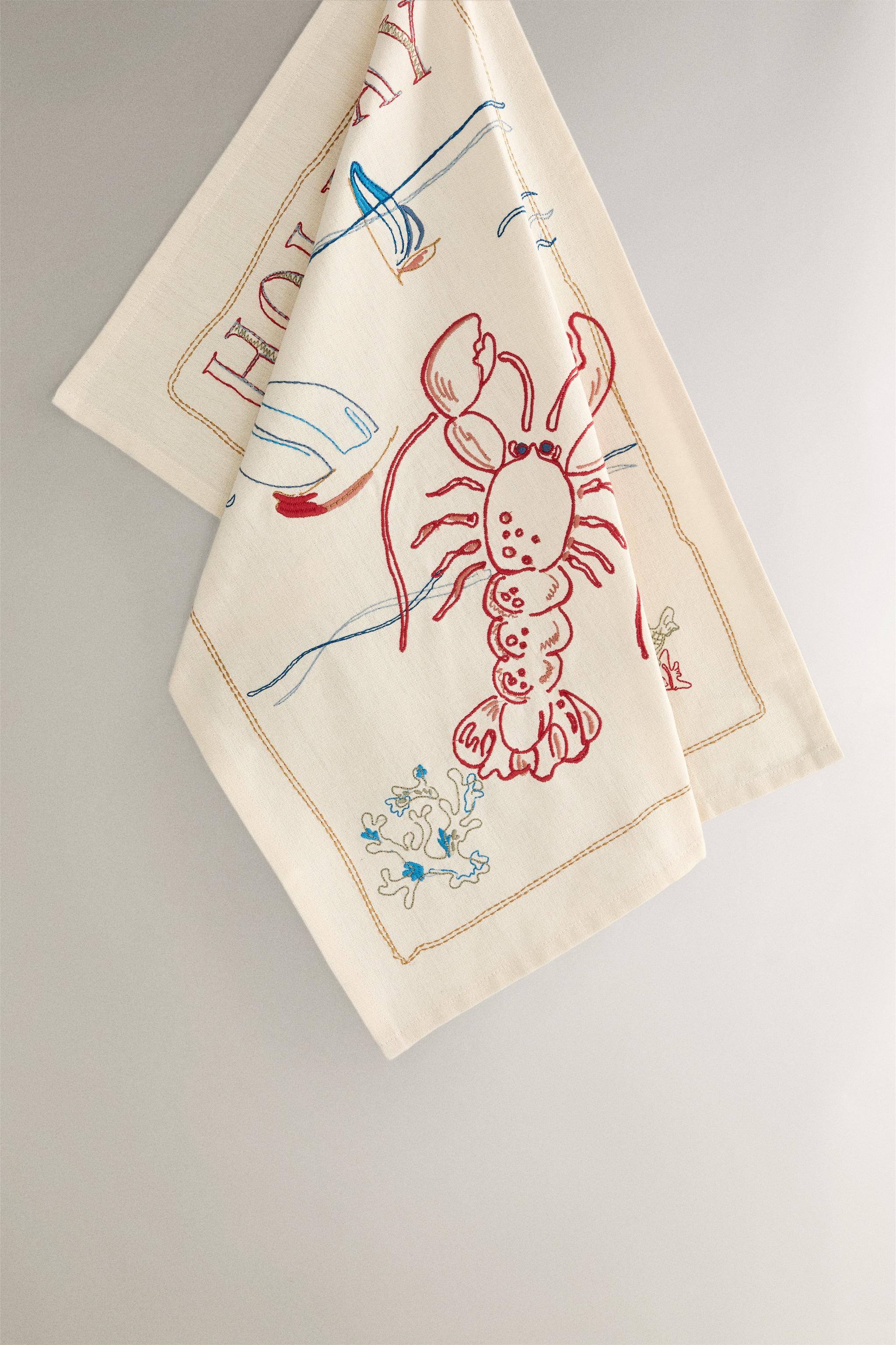 EMBROIDERED HOLIDAY KITCHEN TOWEL